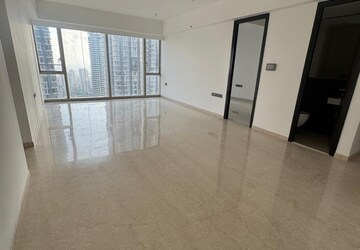 Room in 1 BHK Apartment at Nutan Madhuban Apartment, Worli – for Rent