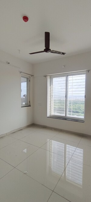 Room in 1 BHK Apartment at Duville Riverdale Heights, Kharadi – for Rent