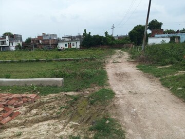  Plot For Sale in Chinhat