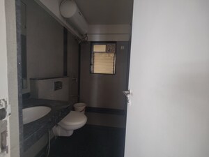 Room in 1 BHK Apartment at Kalpataru Hills, Manpada – for Rent