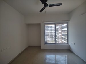 Room in 1 BHK Apartment at Kalpataru Hills, Manpada – for Rent