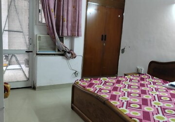 Studio Independent House For Rent in RWA Apartments Sector 26, Sector 26