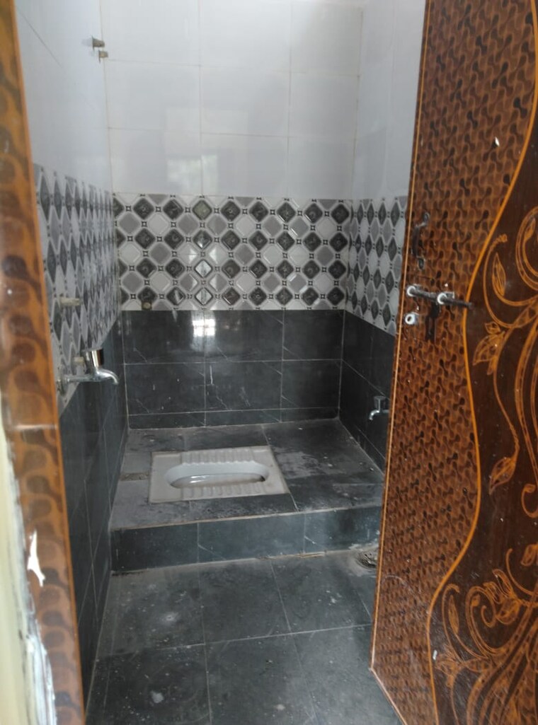 Bathroom, a s rao nagar 2 Bedroom 950 Sq.Ft. Apartment In A S Rao Nagar Hyderabad 9350736