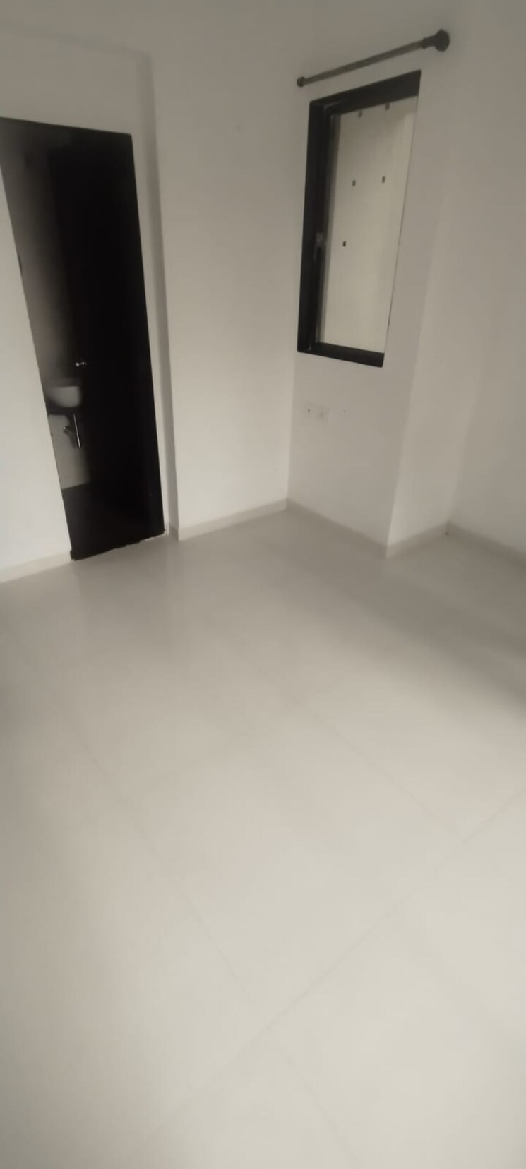 Room, spring-hills 1 Bedroom 420 Sq.Ft. Apartment In Manpada Thane 9350755