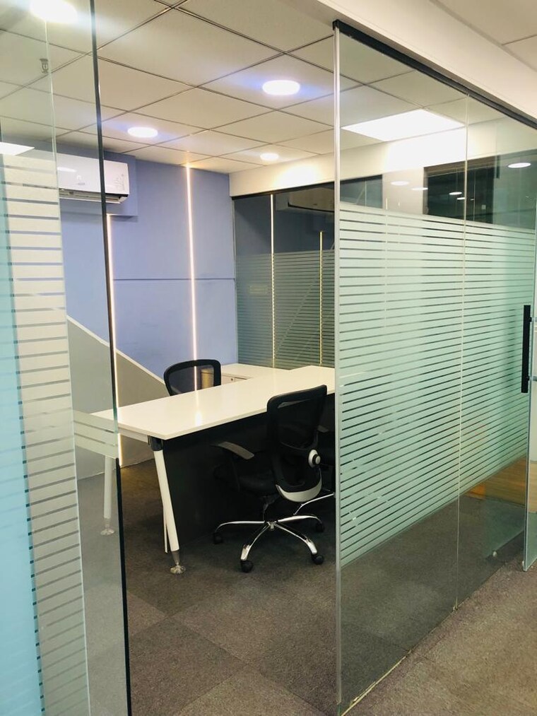 Team Area, amar-business-zone Commercial Office Space 1500 Sq.Ft. In Baner Pune 9350770