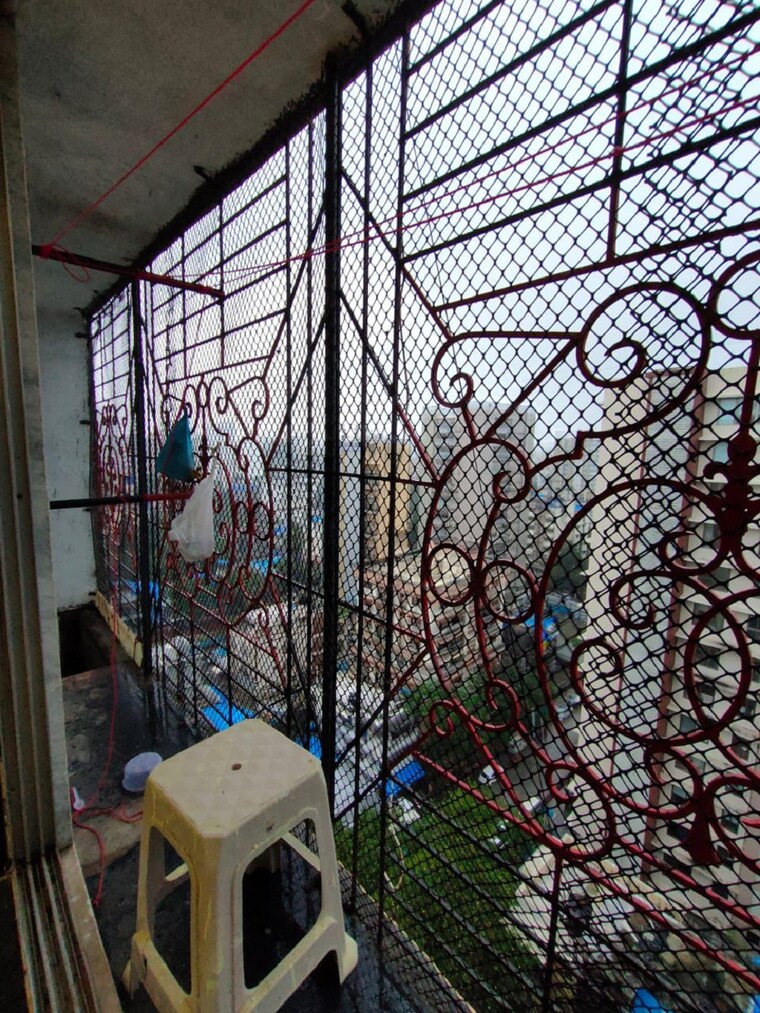 Balcony, khar west 1.5 Bedroom 550 Sq.Ft. Apartment In Khar West Mumbai 9350749