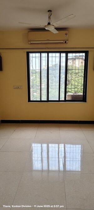 1 BHK Apartment For Rent in Cosmos Regency Kavesar, Kavesar