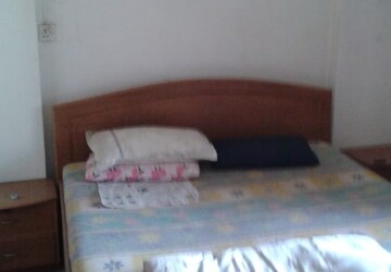 Bedroom in 1 BHK Apartment at Santacruz West – for Rent