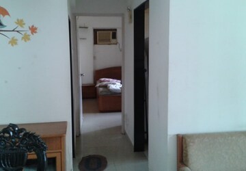 Living Room in 1 BHK Apartment at Santacruz West – for Rent
