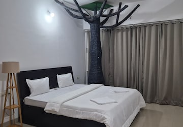 Bedroom in 5 BHK Apartment at Marvel Sonnet, Viman Nagar – for Rent