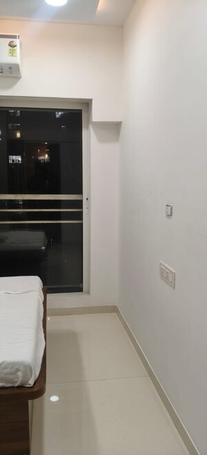  Pg For Rent in Lower Parel West