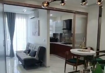 Master Bedroom in 2.5 BHK Apartment at Amrapali Platinum, Sector 119 – for Sale