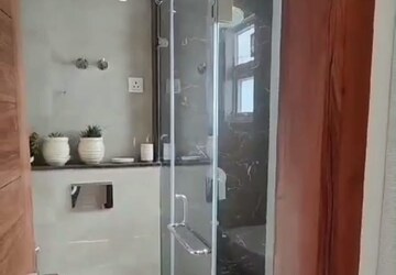 Furnished Amenities in 2.5 BHK Apartment at Amrapali Platinum, Sector 119 – for Sale