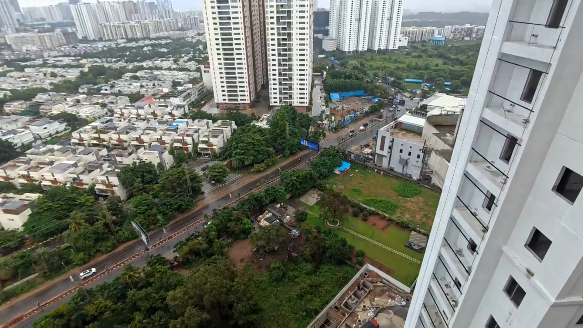 3 BHK + Pooja Room Apartment For Sale in Hallmark Treasor