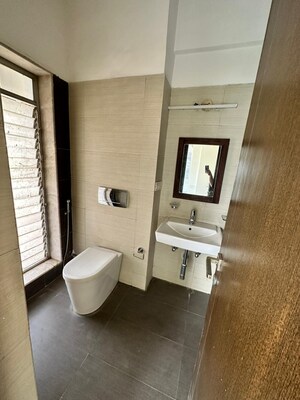 Bathroom in 4 BHK Apartment at Supreme Sankalpita, Bandra West – for Rent