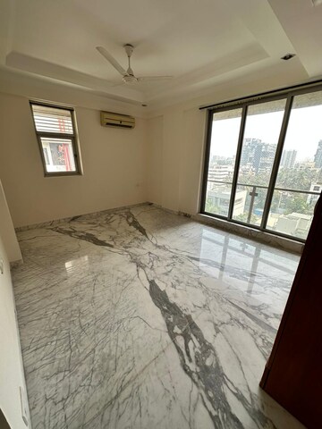 Bedroom in 4 BHK Apartment at Supreme Sankalpita, Bandra West – for Rent