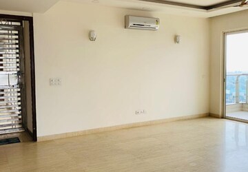 Room in 3 BHK Independent House at RWA Apartments Sector 50, Sector 50 – for Sale