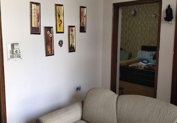 Living Room in 3 BHK Independent House at RWA Apartments Sector 50, Sector 50 – for Sale