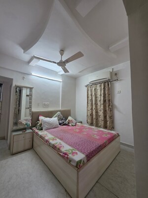 Bedroom in 2 BHK Apartment at Pride Of Vakola, Santacruz East – for Rent