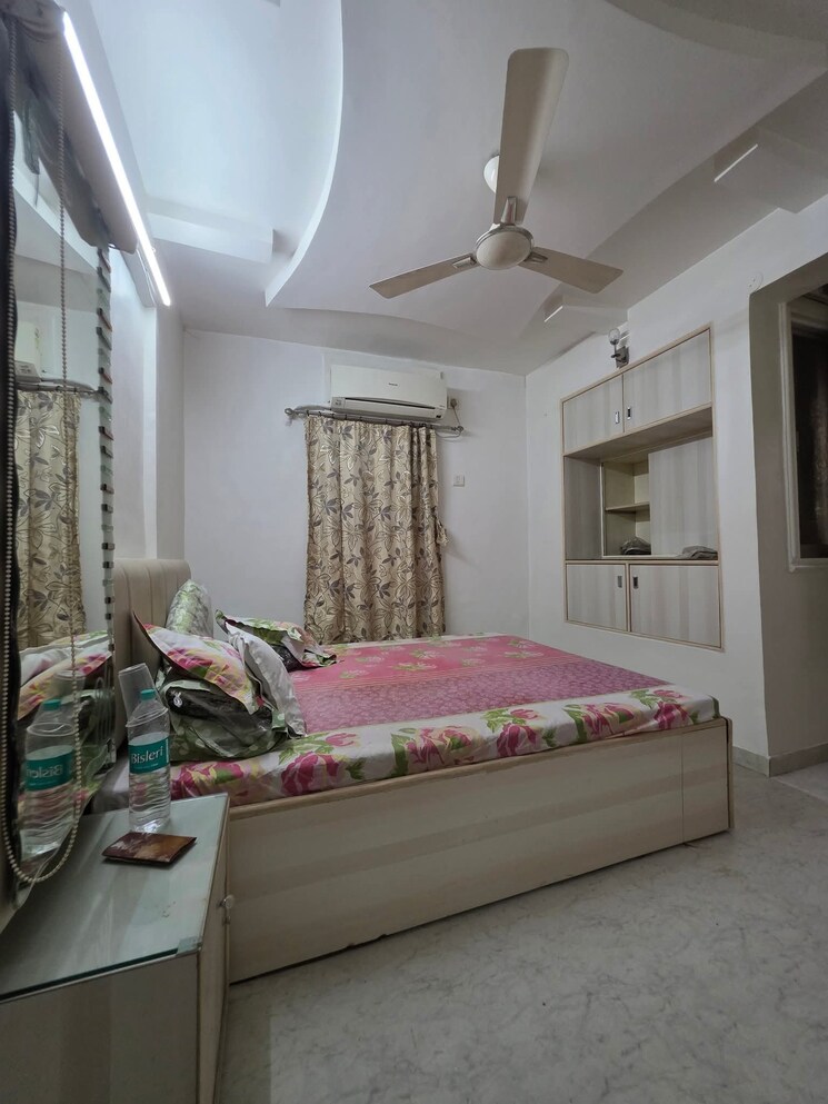 Bedroom, pride-of-vakola 2 Bedroom 850 Sq.Ft. Apartment In Santacruz East Mumbai 9350857