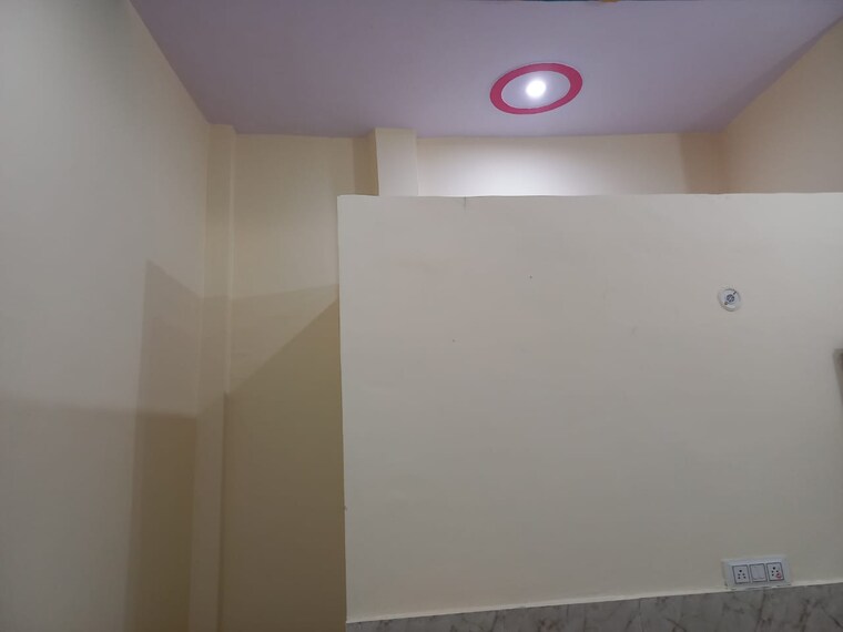 Room, govindpuram 6 Bedroom 108 Sq.Yd. Independent House In Govindpuram Ghaziabad 9350899