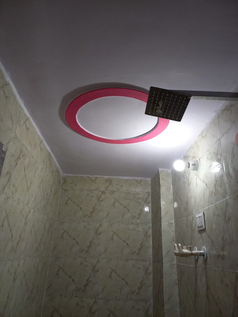 Bathroom, govindpuram 6 Bedroom 108 Sq.Yd. Independent House In Govindpuram Ghaziabad 9350899