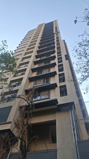 3 BHK Apartment – Exterior View View at Zindagi CHS, Khar West - for Rent