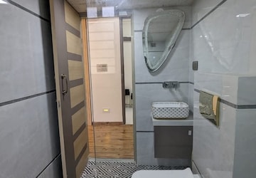 Bathroom in 5 BHK Apartment at Anurag CHS Louis Wadi, Louis Wadi – for Sale