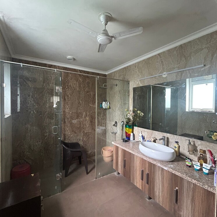 Attached Bathroom, tata-primanti-tower-residences 3.5 Bedroom 2186 Sq.Ft. Apartment In Sector 72 Gurgaon 9350938
