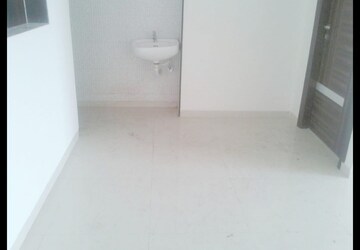 Room in 2 BHK Apartment at Keystone Vista, Kharghar – for Sale
