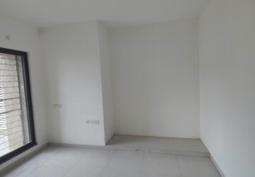 Room in 2 BHK Apartment at Acme Ozone, Manpada – for Sale