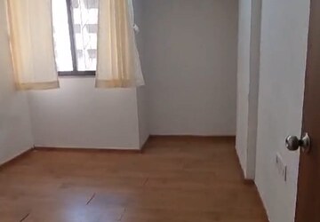 Room in 2 BHK Apartment at Lodha Palava Urbano G And H, Dombivli East – for Rent