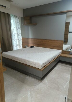 2 BHK Apartment For Rent in Dadar East