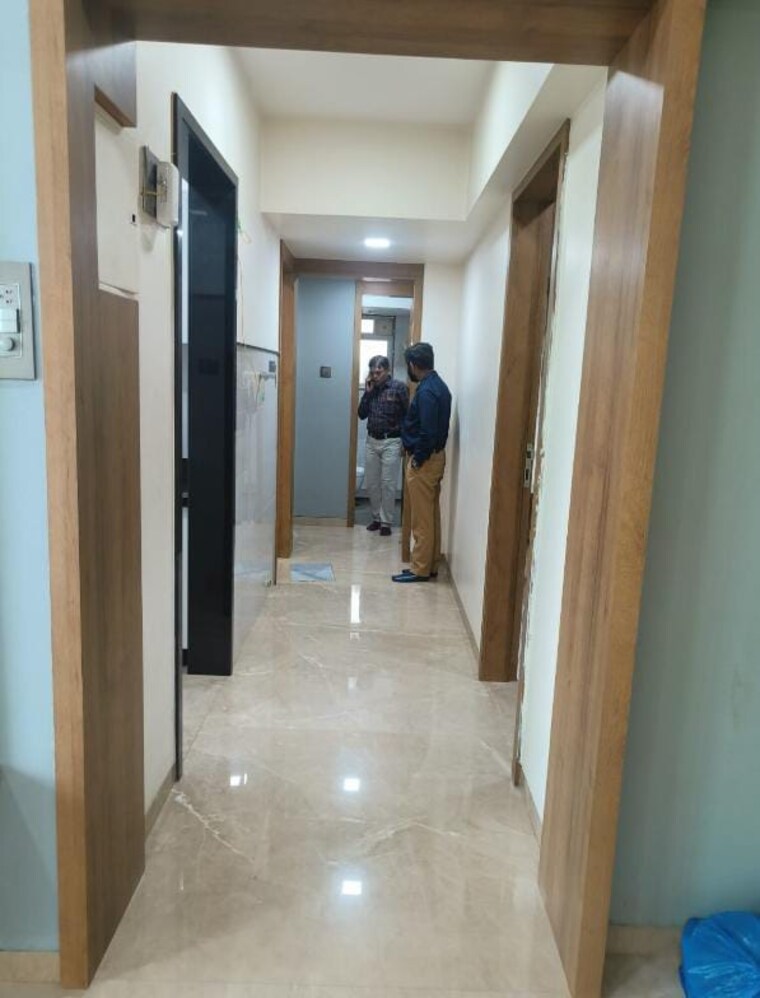 Other, dadar east 2 Bedroom 780 Sq.Ft. Apartment In Dadar East Mumbai 9351018