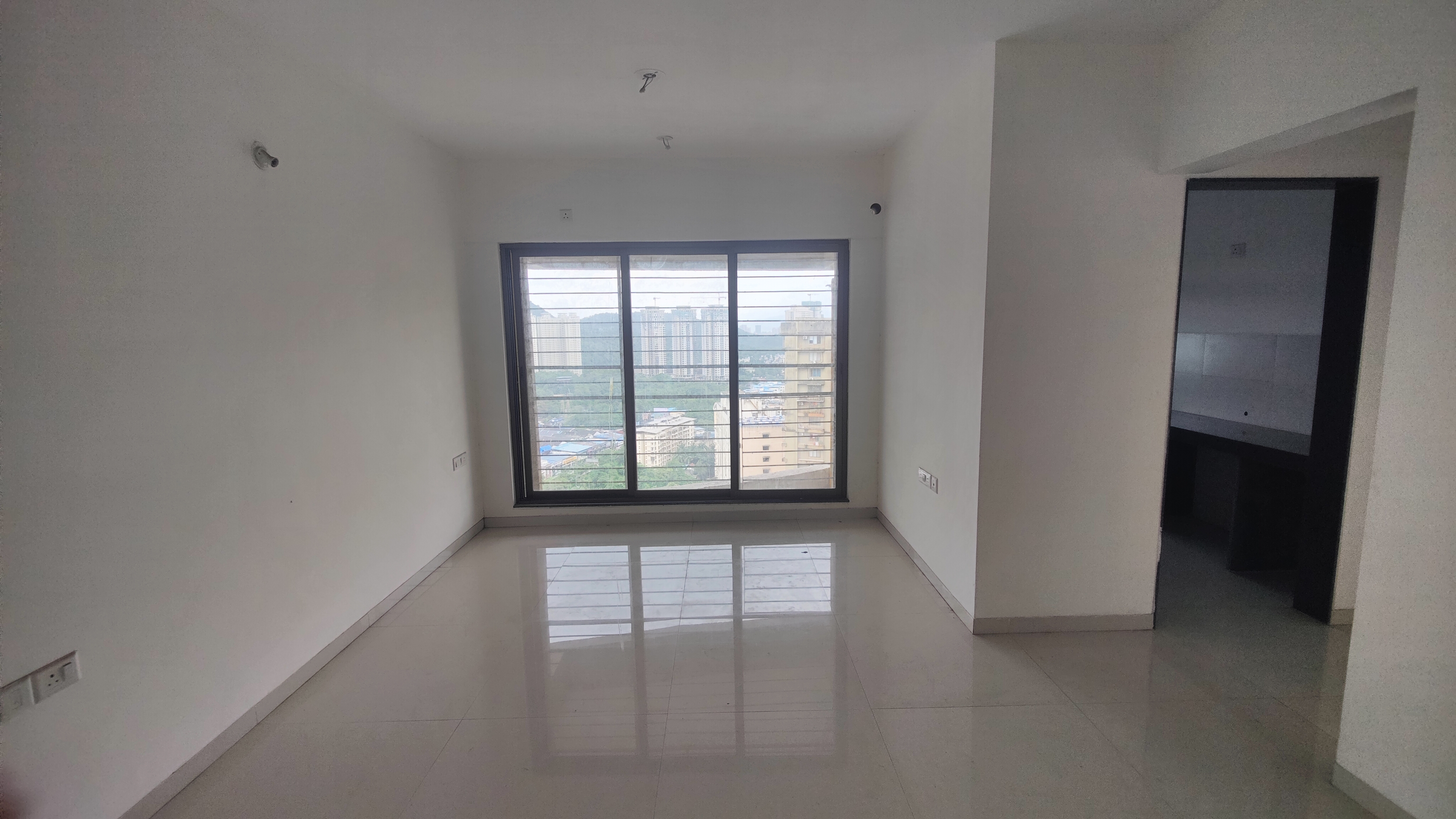 2 BHK + Servant Room 690 Sq.Ft. Apartment in Acme Ozone