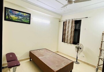 1 RK Builder Floor For Rent in Saket