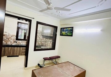 Team Area in 1 RK Builder Floor at Saket – for Rent