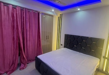 1 BHK Builder Floor For Rent in Saket