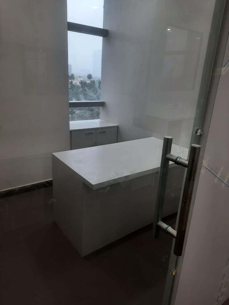 Team Area, mani-casadona Commercial Office Space 1100 Sq.Ft. In New Town Kolkata 9350982