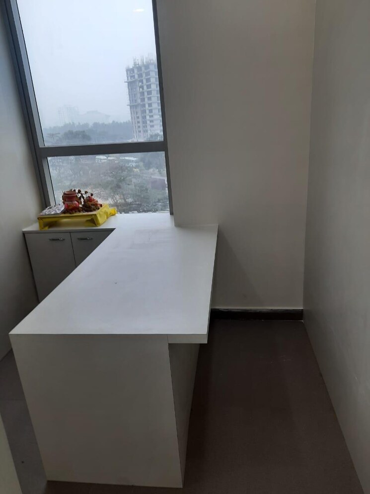 Team Area, mani-casadona Commercial Office Space 1100 Sq.Ft. In New Town Kolkata 9350982