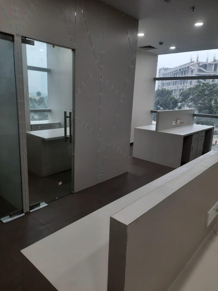 Team Area, mani-casadona Commercial Office Space 1100 Sq.Ft. In New Town Kolkata 9350982