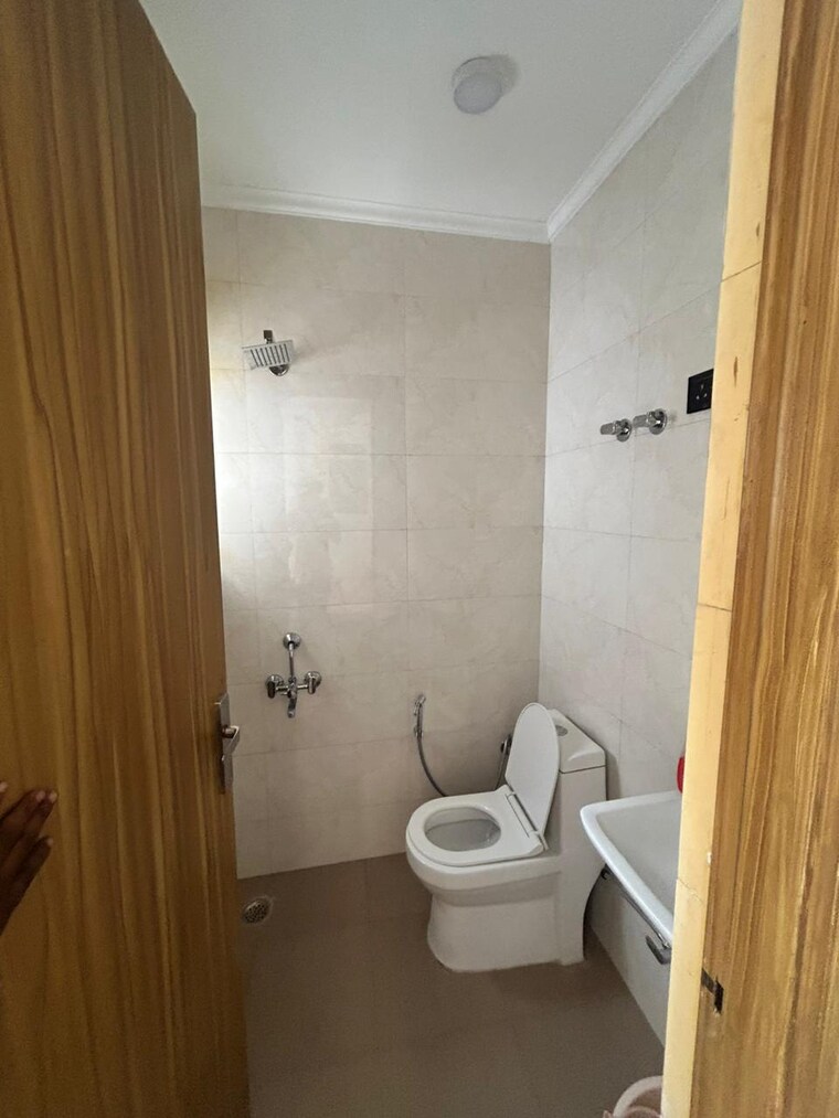 Bathroom, saket 1 Bedroom 500 Sq.Ft. Builder Floor In Saket Delhi 9351108