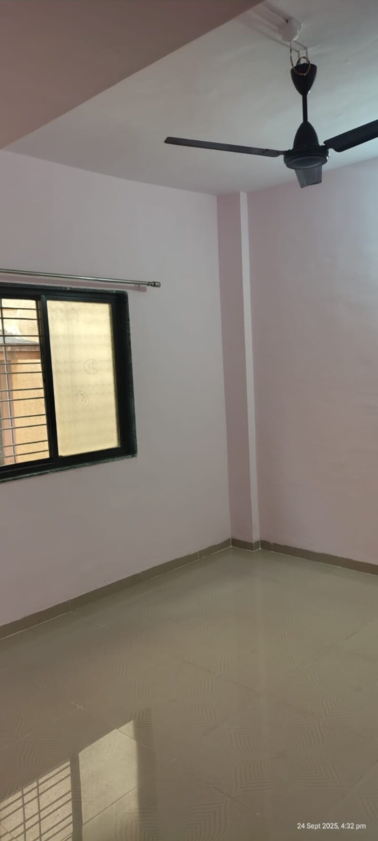 Room, paranjape-richmond-park 2 Bedroom 750 Sq.Ft. Apartment In Rahatani Pune 9351107