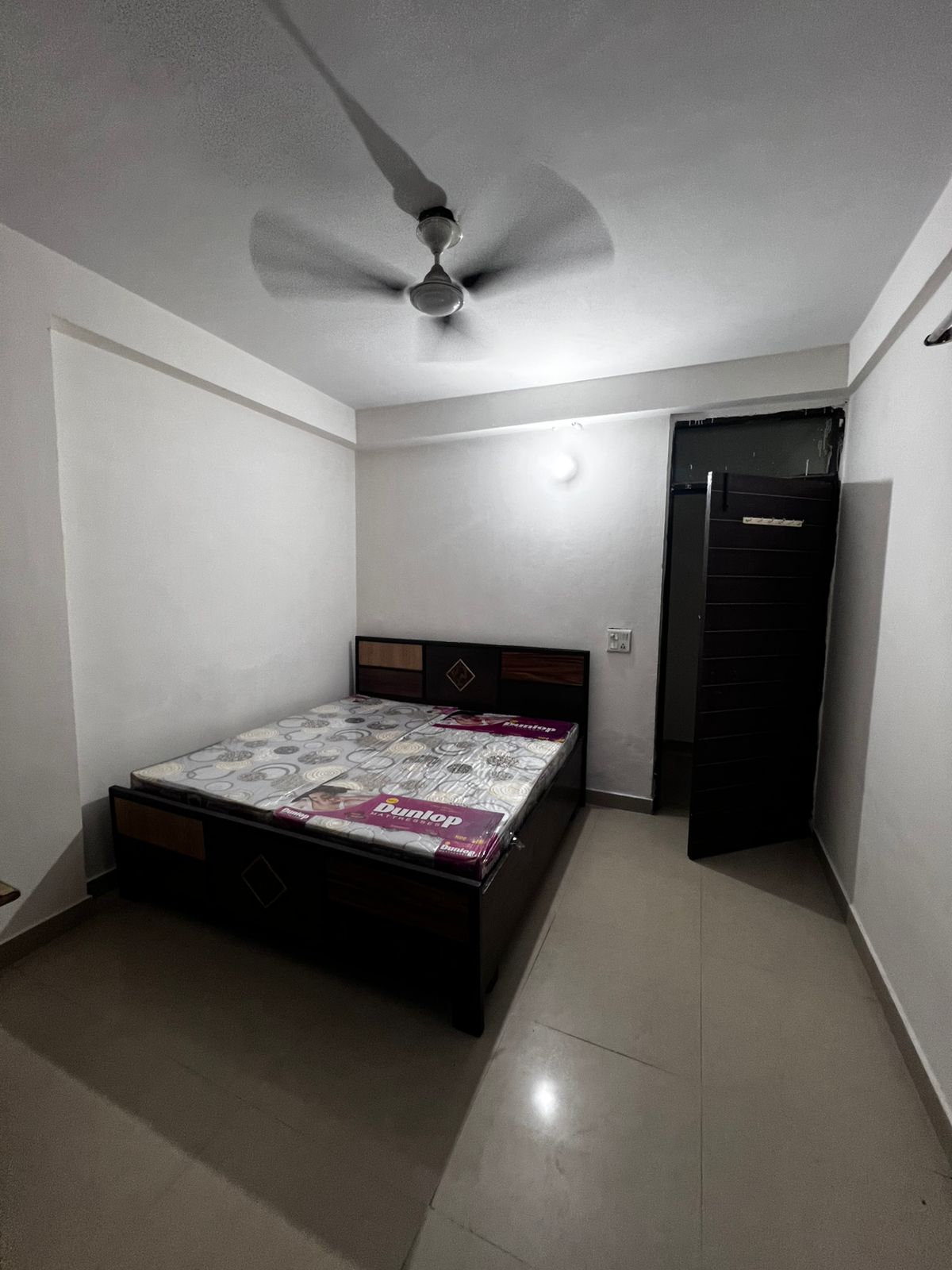 1 BHK Builder Floor For Rent in Saket