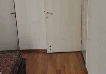Furnished Amenities in 2 BHK Apartment at Kool Homes Solitaire I, Kondhwa – for Sale