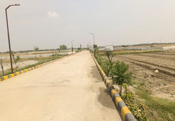 Plot For Sale in Tdi City