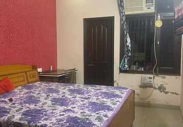 Bedroom in 3 BHK Builder Floor at Dhakoli – for Rent