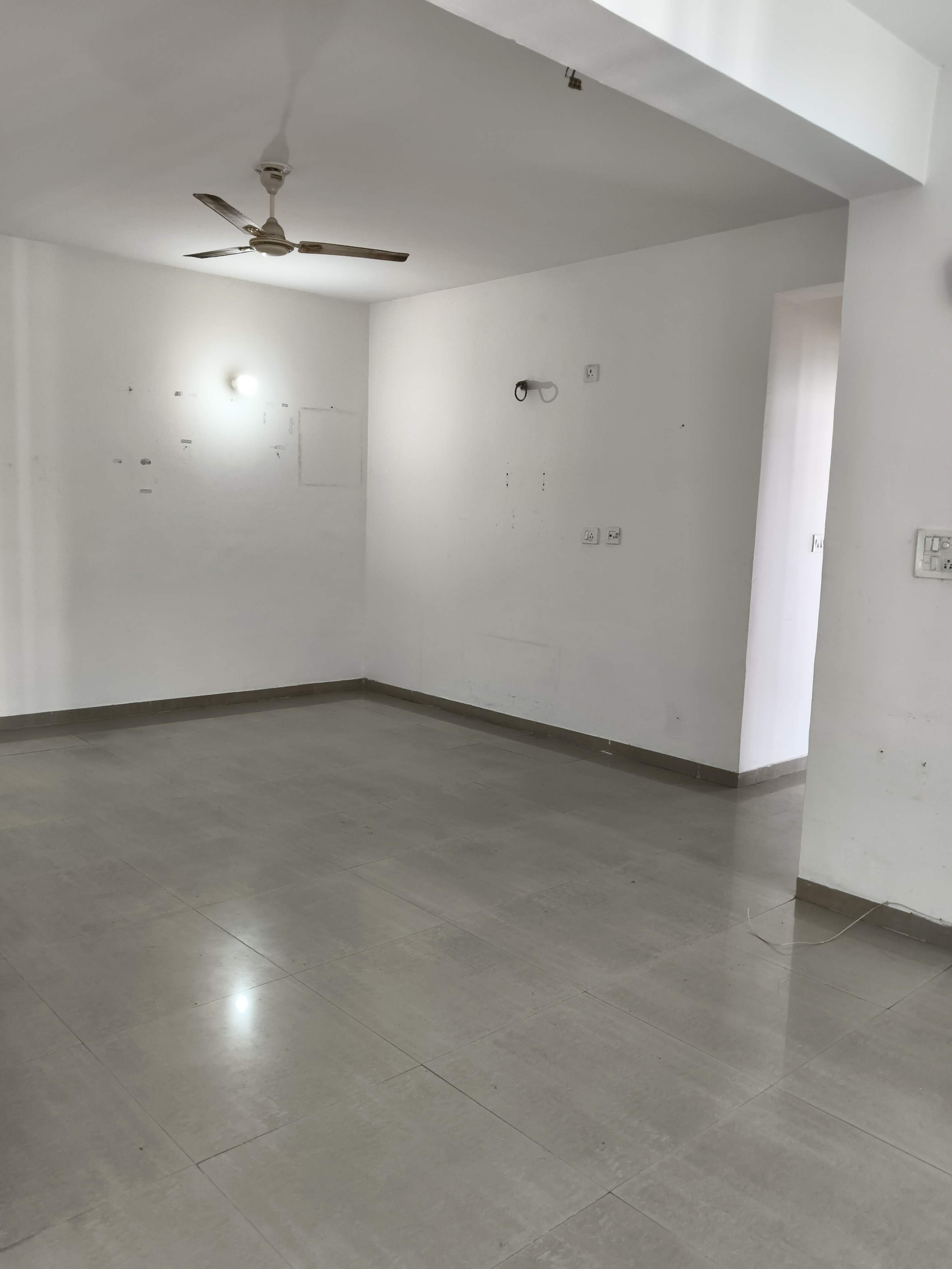 2 BHK + Extra Room Apartment For Rent in Savitry Green 