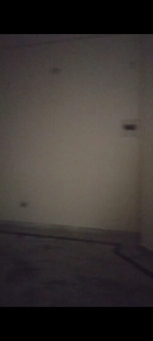 Room in 2 BHK Independent House at Shalimar Garden Extension I – for Rent