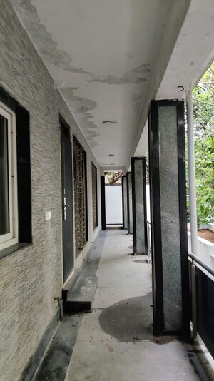  1.5 BHK Independent House at Lahari Jublee hills, Jubilee Hills – for Rent